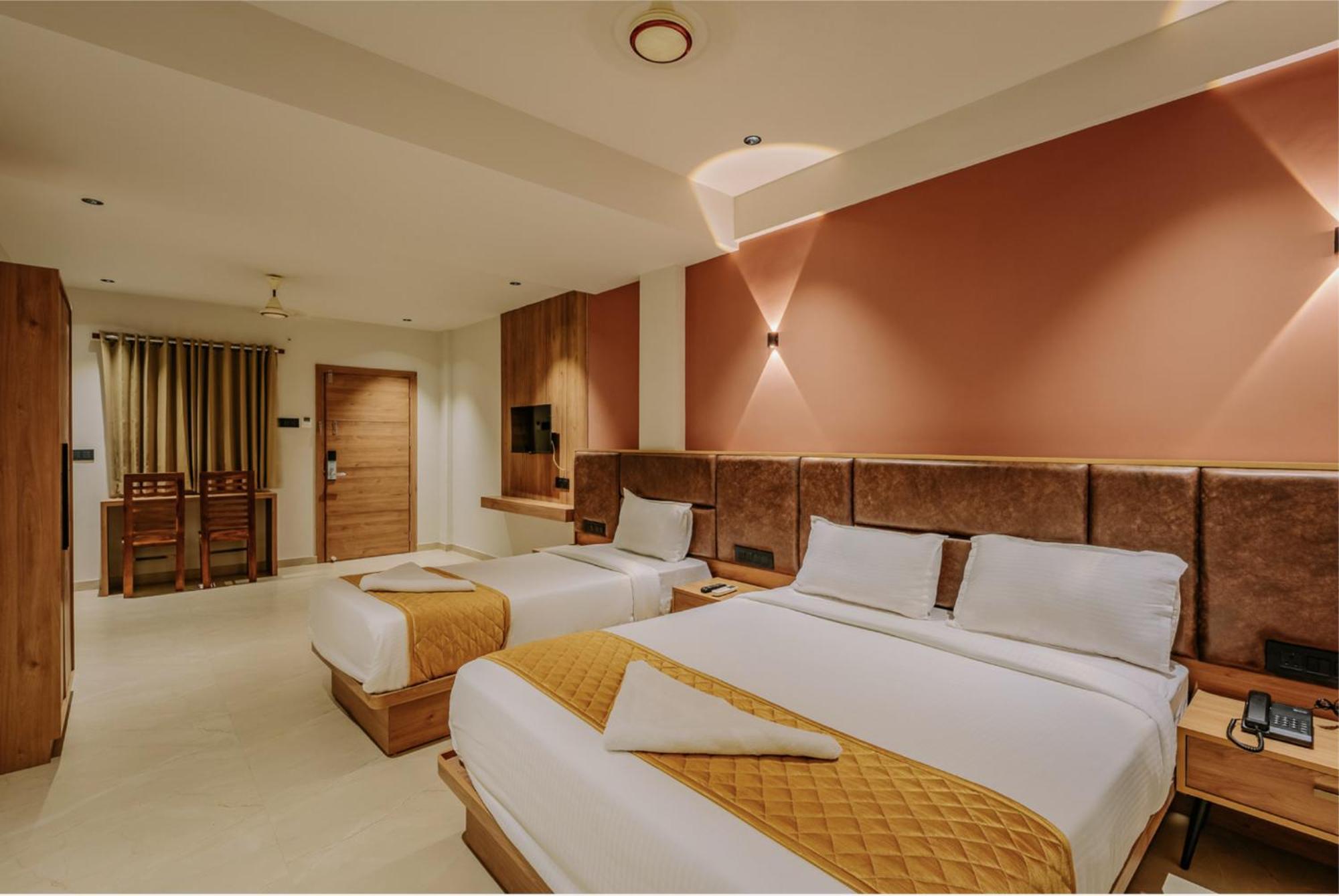 Hotel Beverly Plaza Kozhikode Luaran gambar