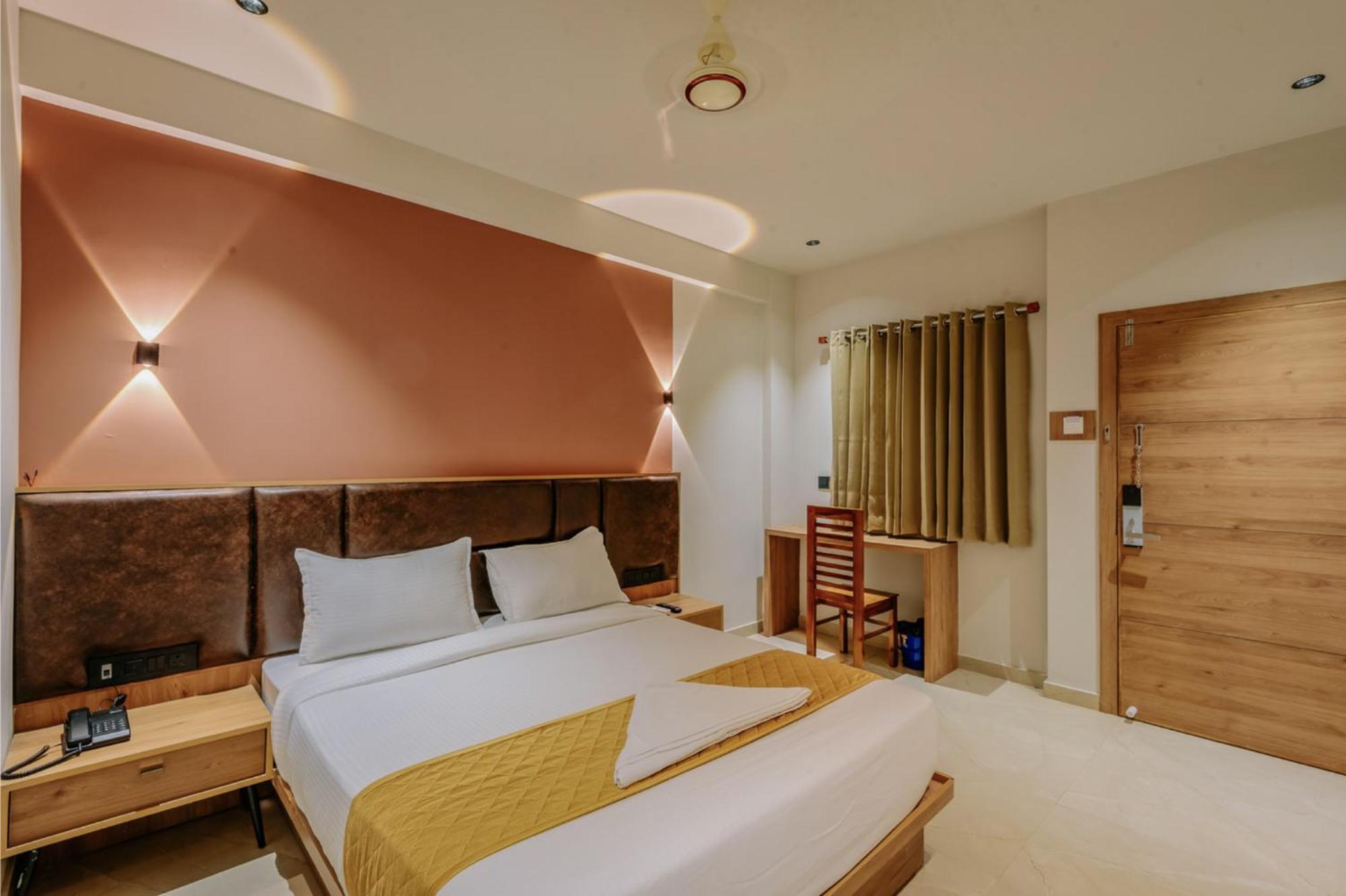 Hotel Beverly Plaza Kozhikode Luaran gambar