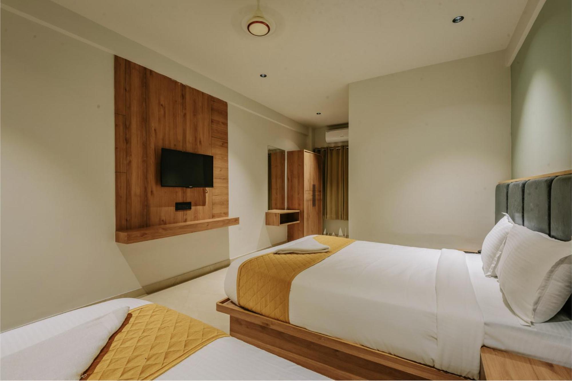 Hotel Beverly Plaza Kozhikode Luaran gambar