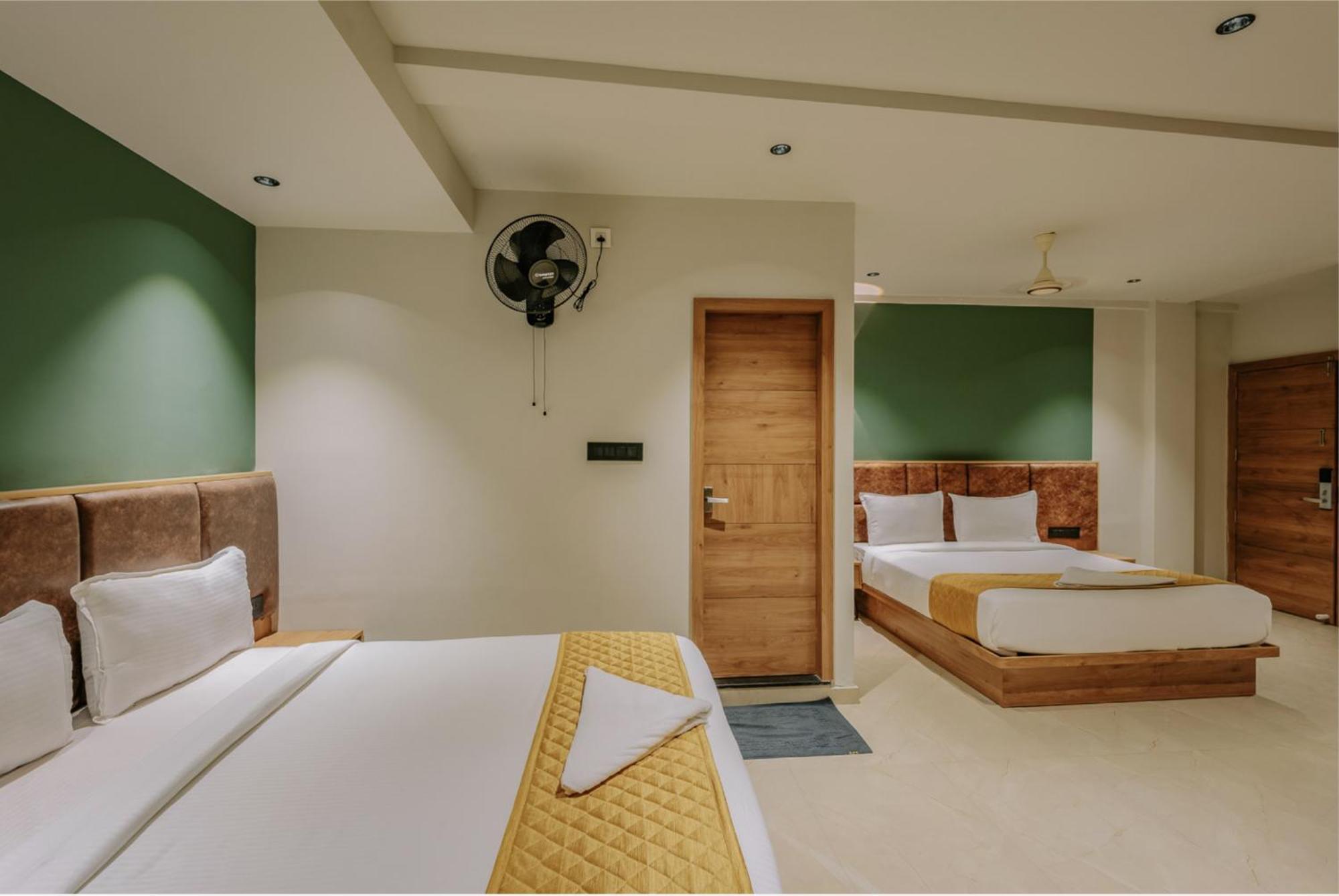 Hotel Beverly Plaza Kozhikode Luaran gambar