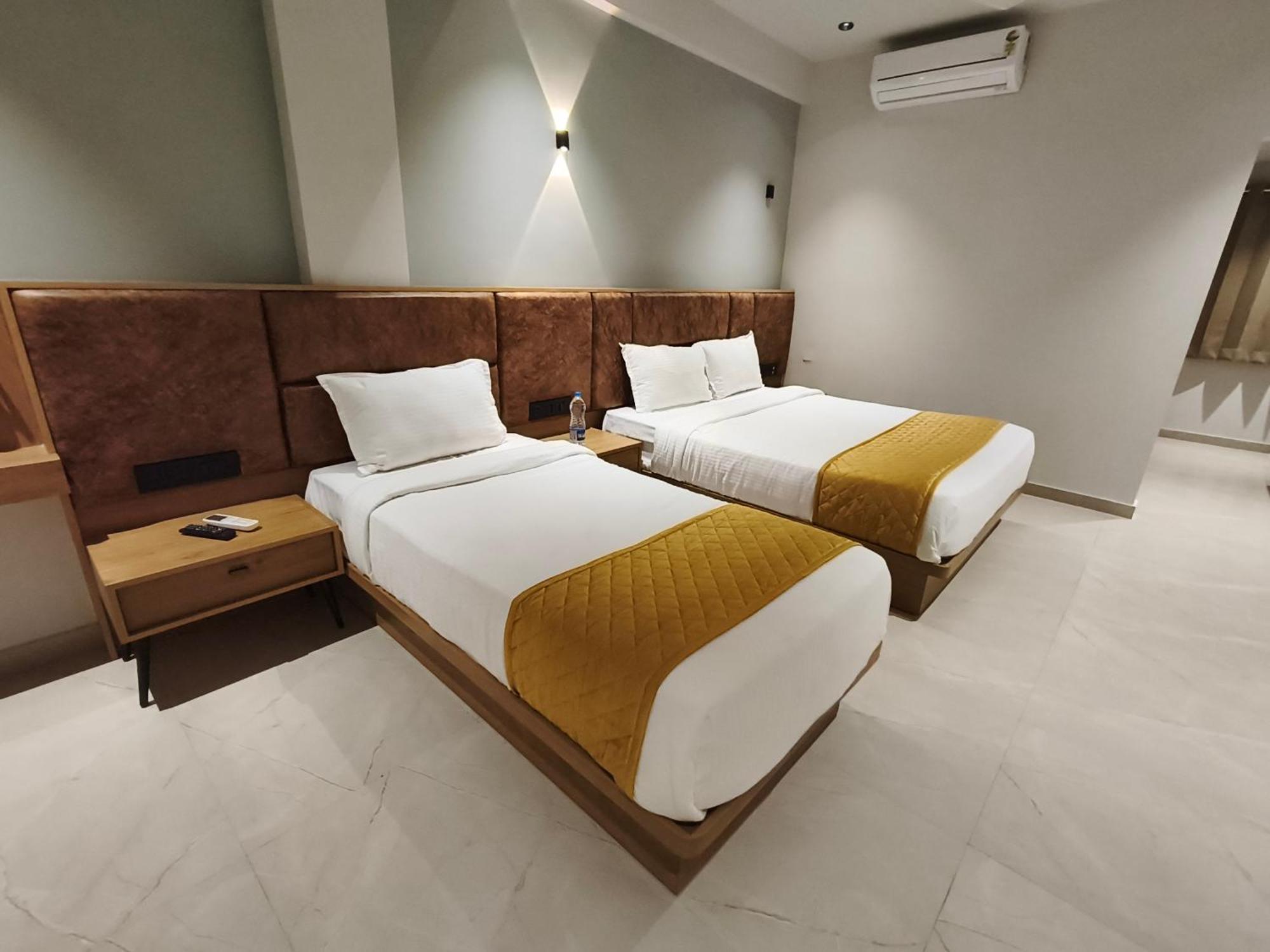 Hotel Beverly Plaza Kozhikode Luaran gambar